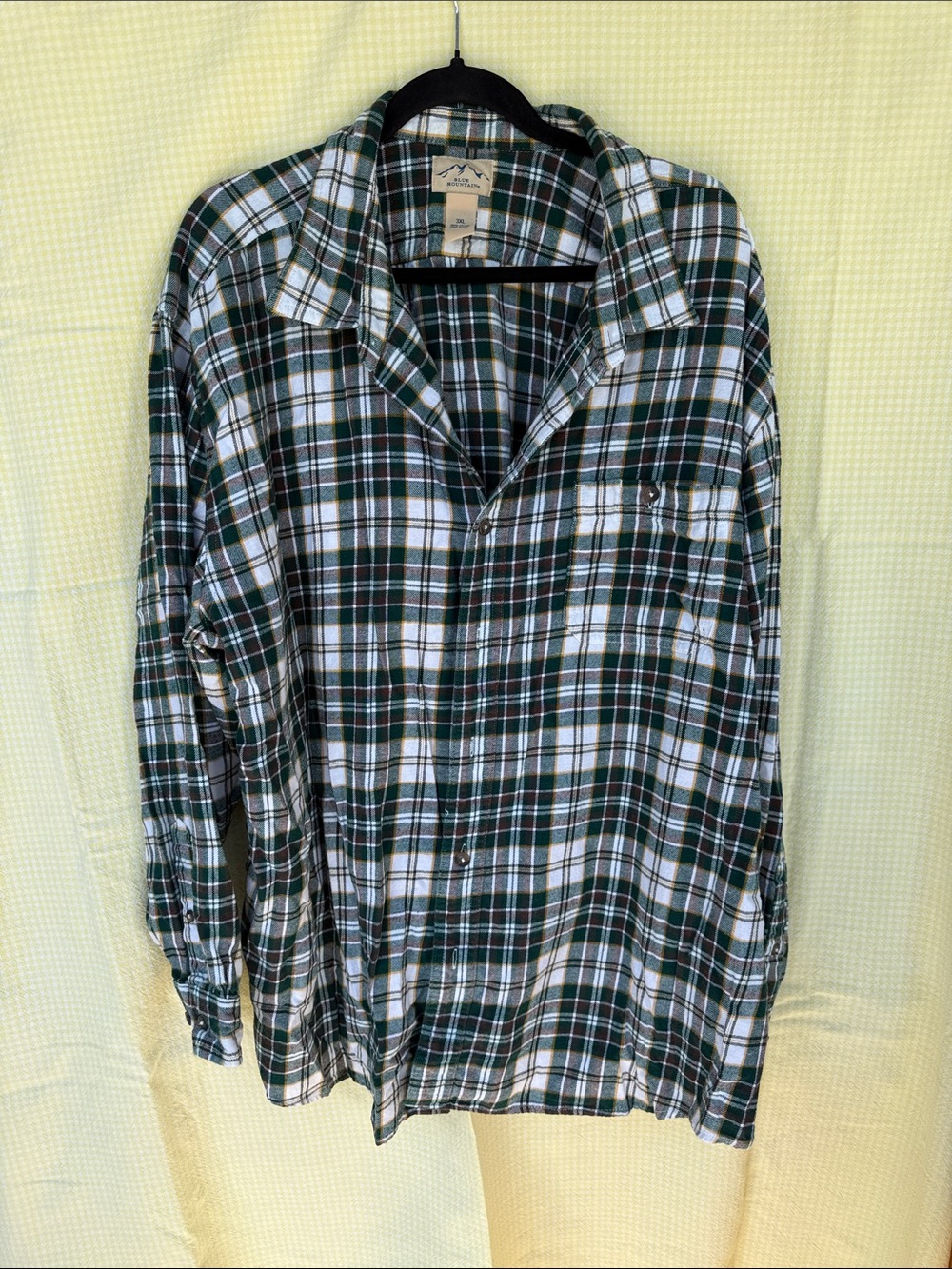 Men's Green & White Plaid Casual Button-Down Shirt by